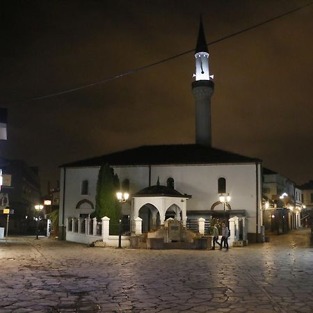 Hotel Old Konak Skopje Bagian luar foto
