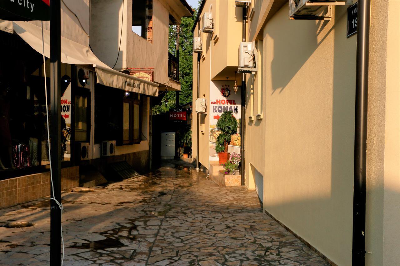 Hotel Old Konak Skopje Bagian luar foto