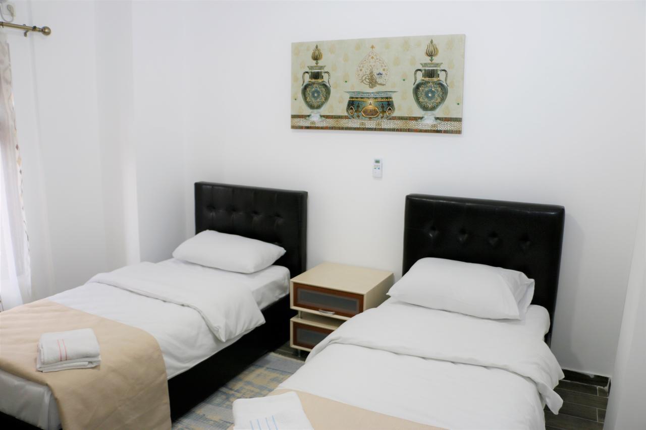 Hotel Old Konak Skopje Bagian luar foto