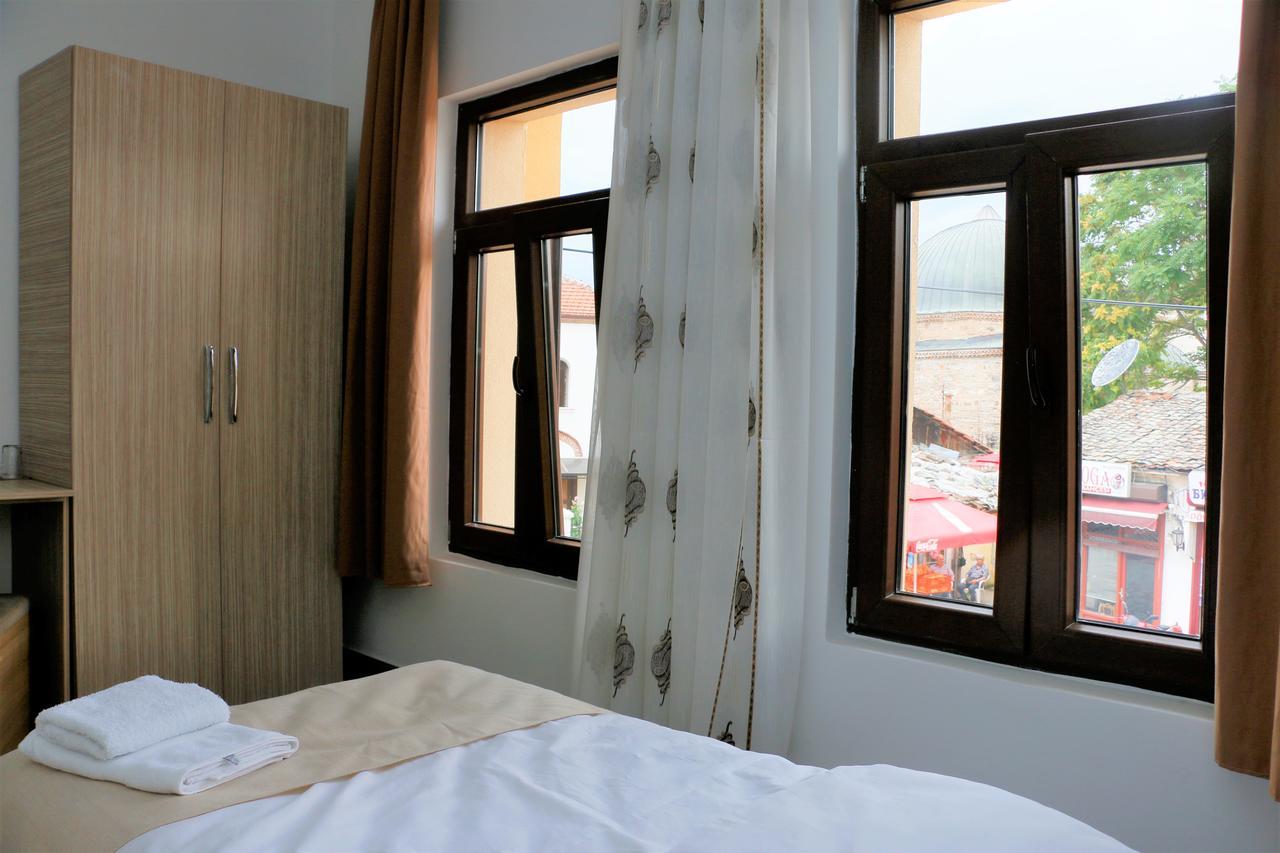 Hotel Old Konak Skopje Bagian luar foto
