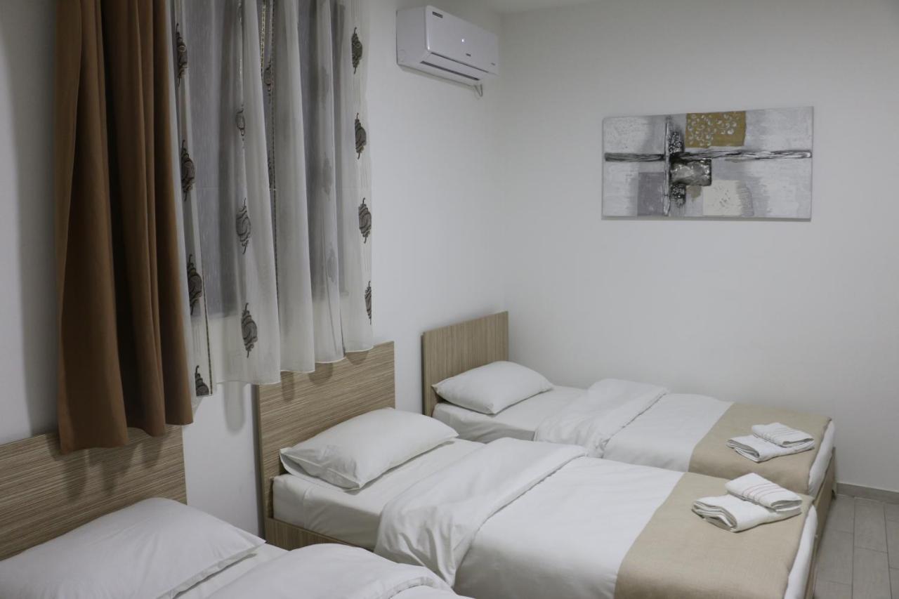 Hotel Old Konak Skopje Bagian luar foto